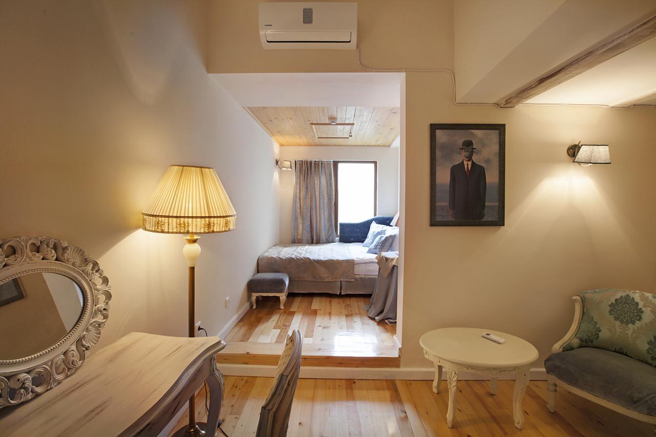 Caravan Villa Tbilisi Eksteriør bilde