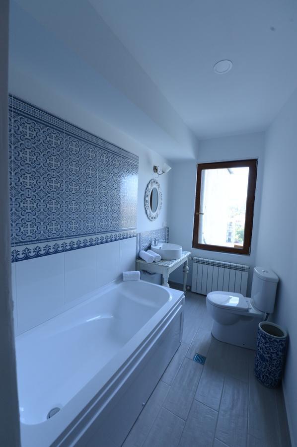 Caravan Villa Tbilisi Eksteriør bilde