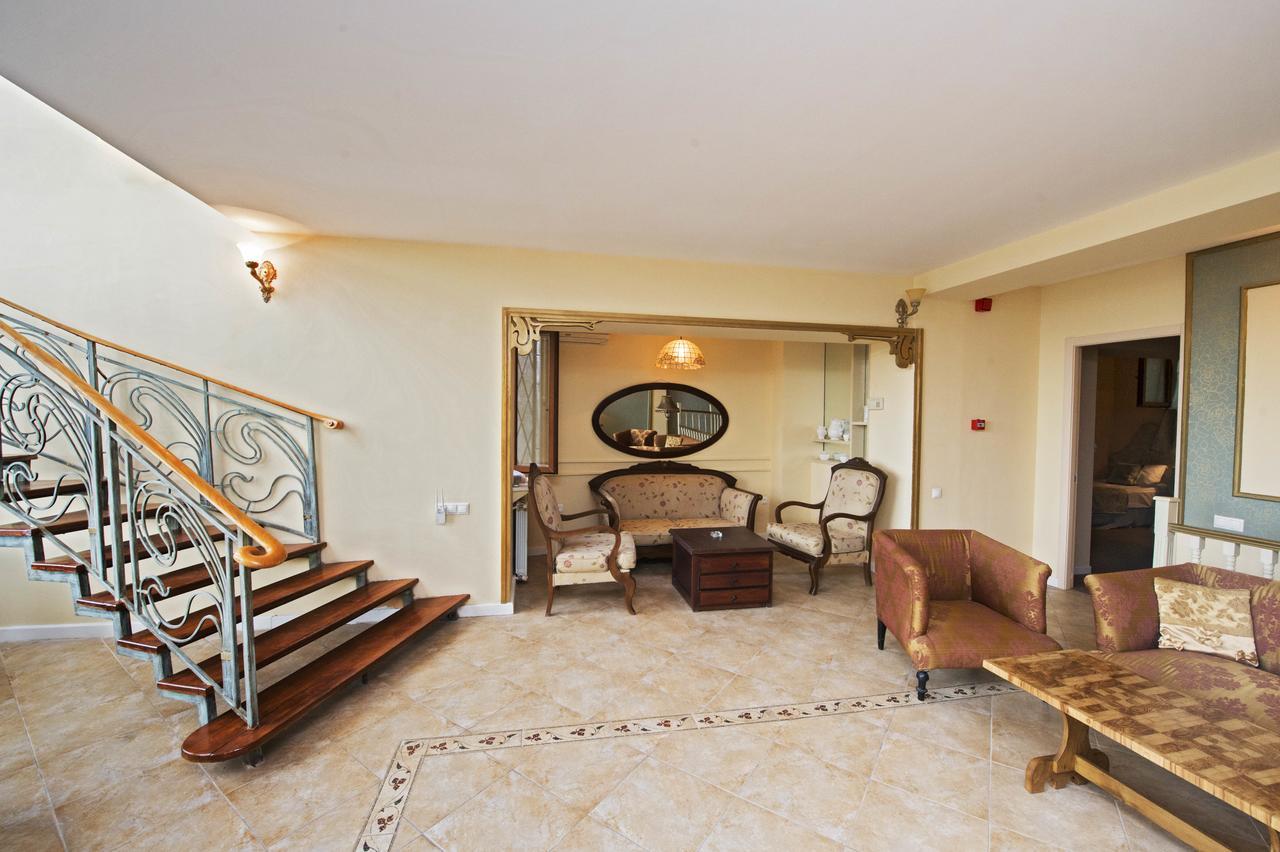Caravan Villa Tbilisi Eksteriør bilde