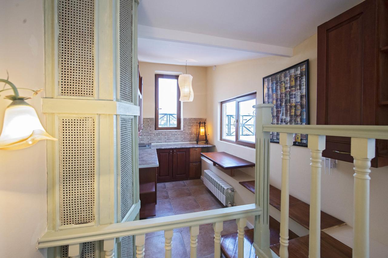 Caravan Villa Tbilisi Eksteriør bilde