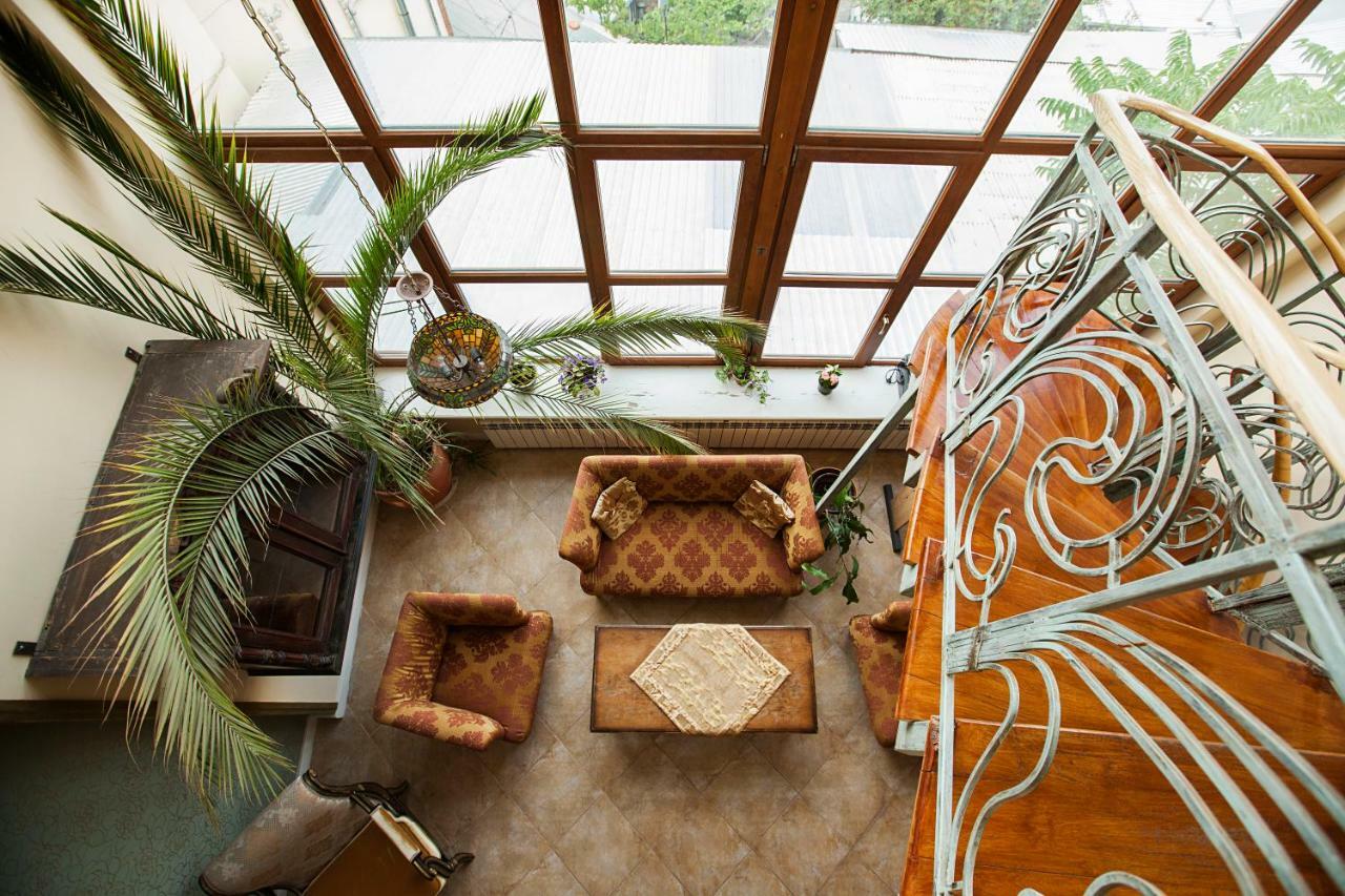 Caravan Villa Tbilisi Eksteriør bilde