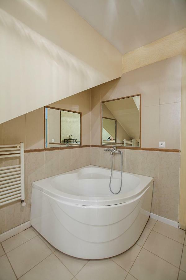 Caravan Villa Tbilisi Eksteriør bilde